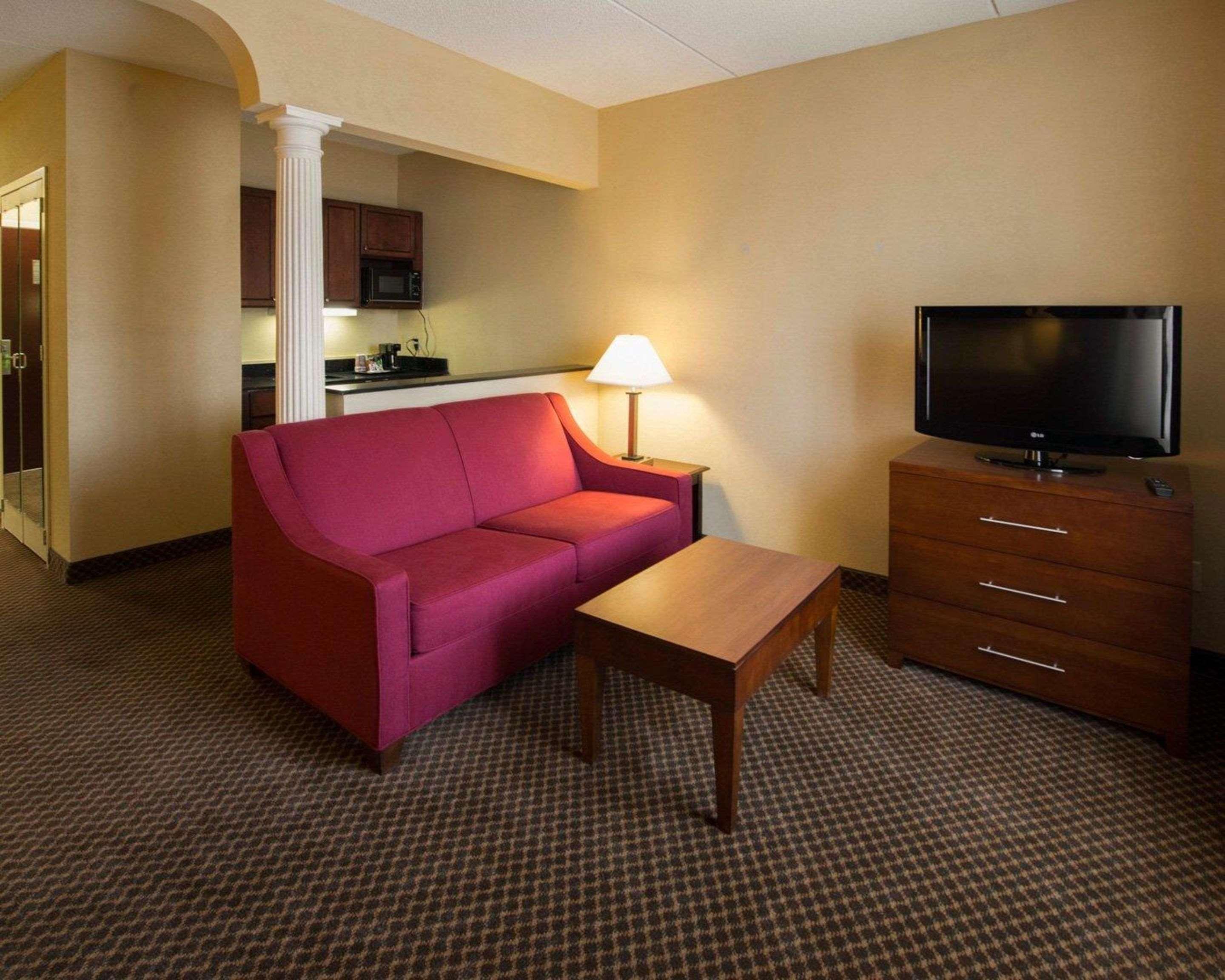 Comfort Inn & Suites Morganton Exterior photo