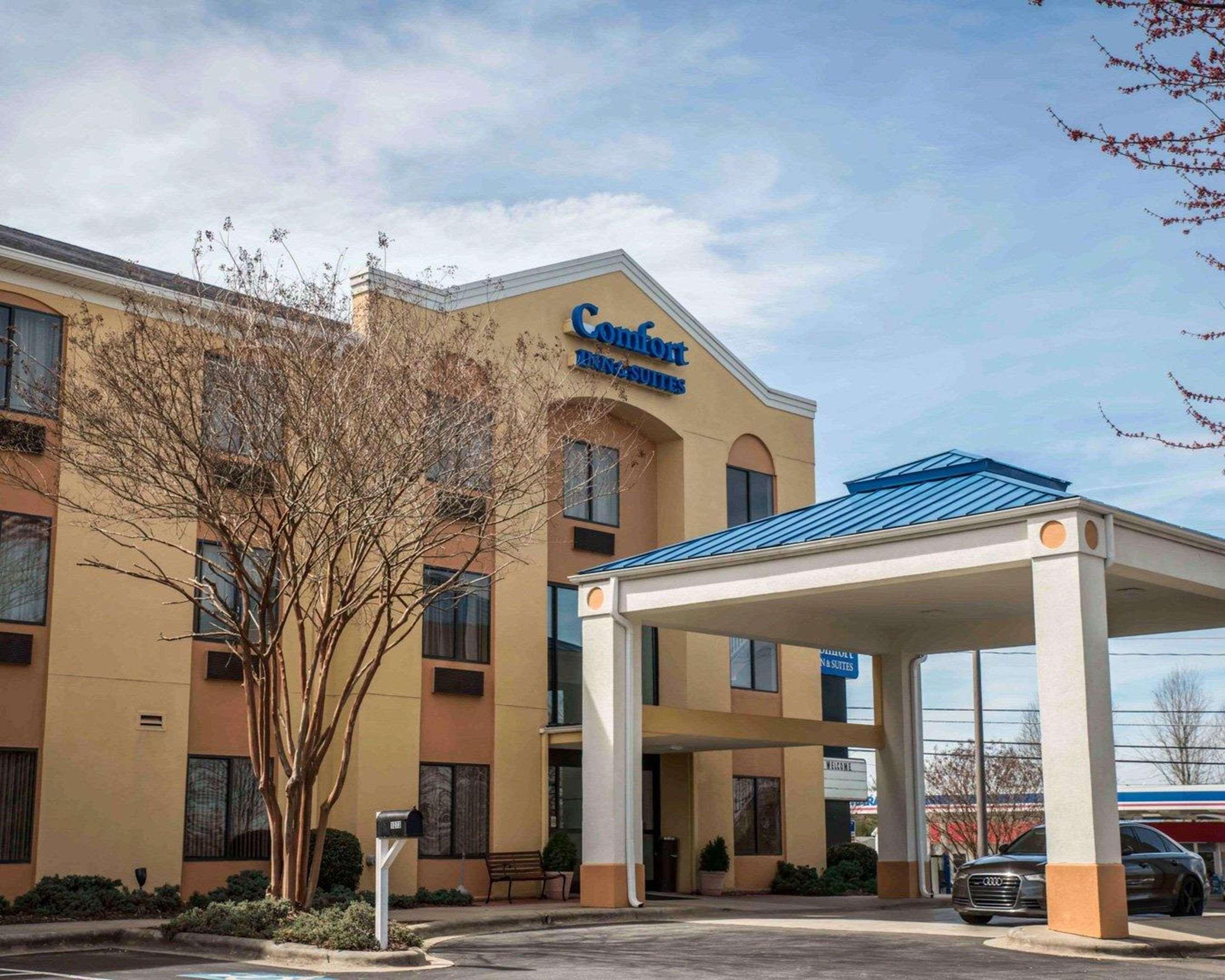 Comfort Inn & Suites Morganton Exterior photo