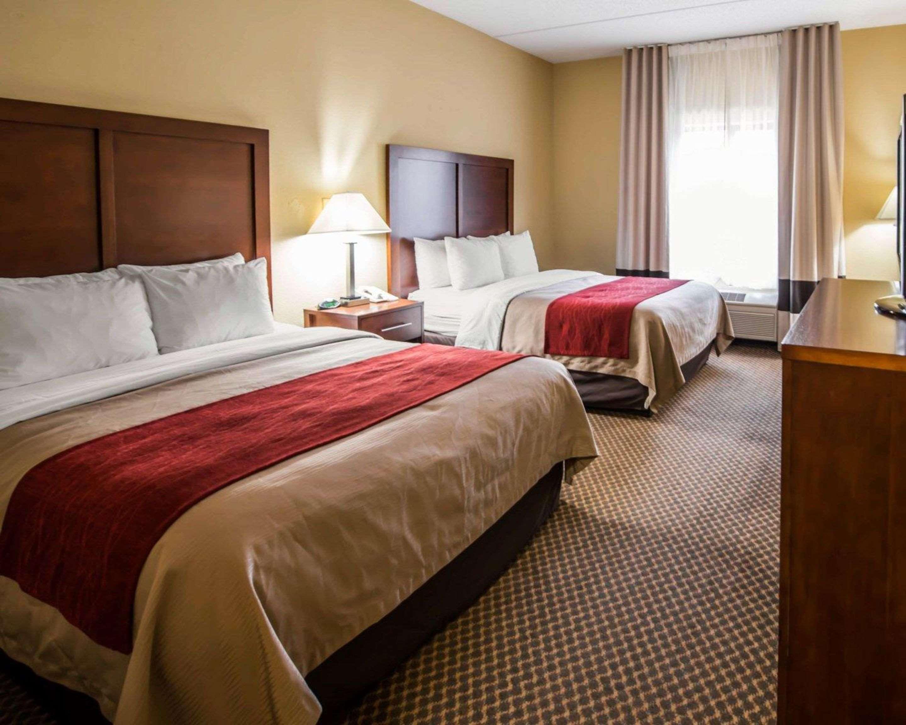 Comfort Inn & Suites Morganton Exterior photo