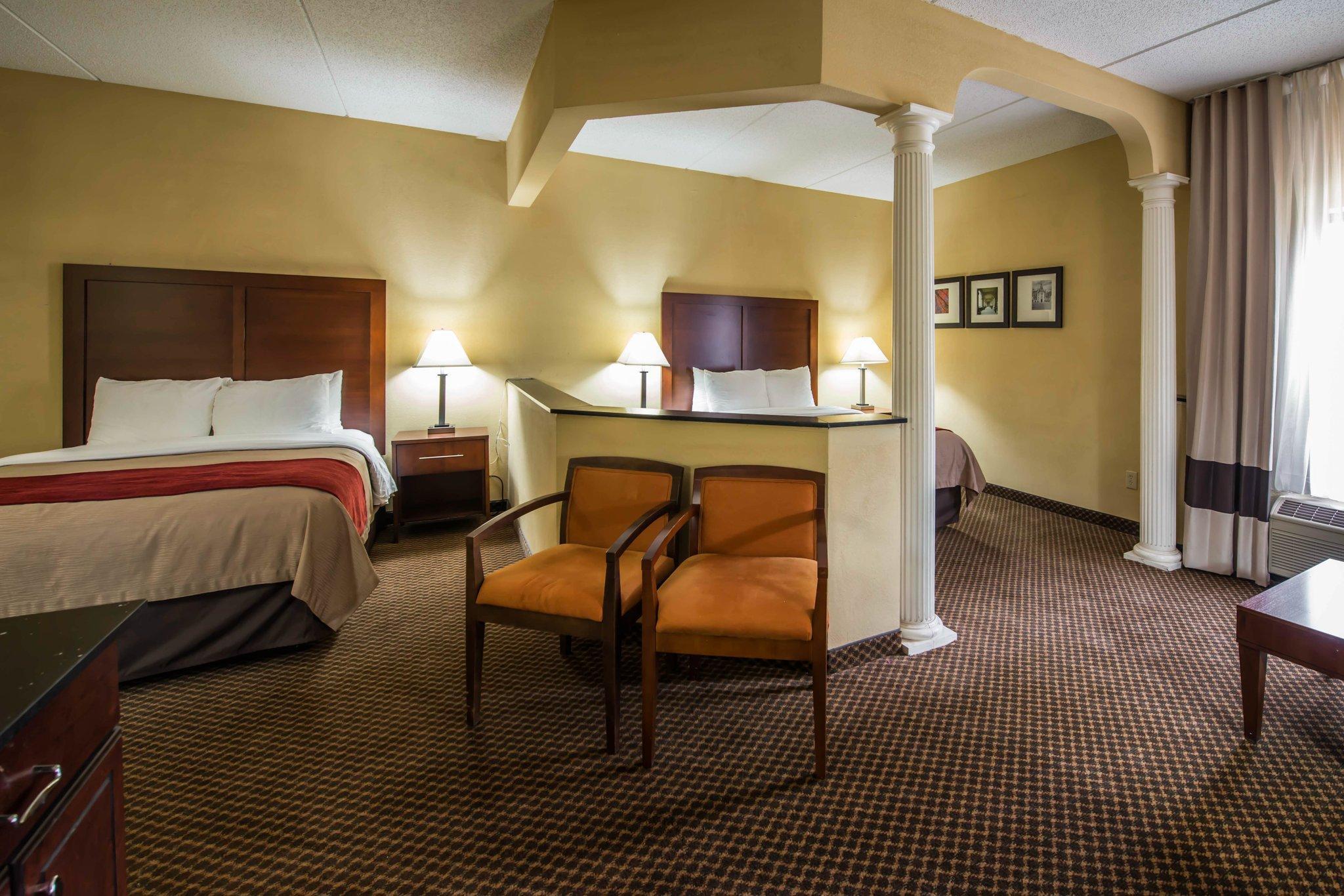 Comfort Inn & Suites Morganton Exterior photo
