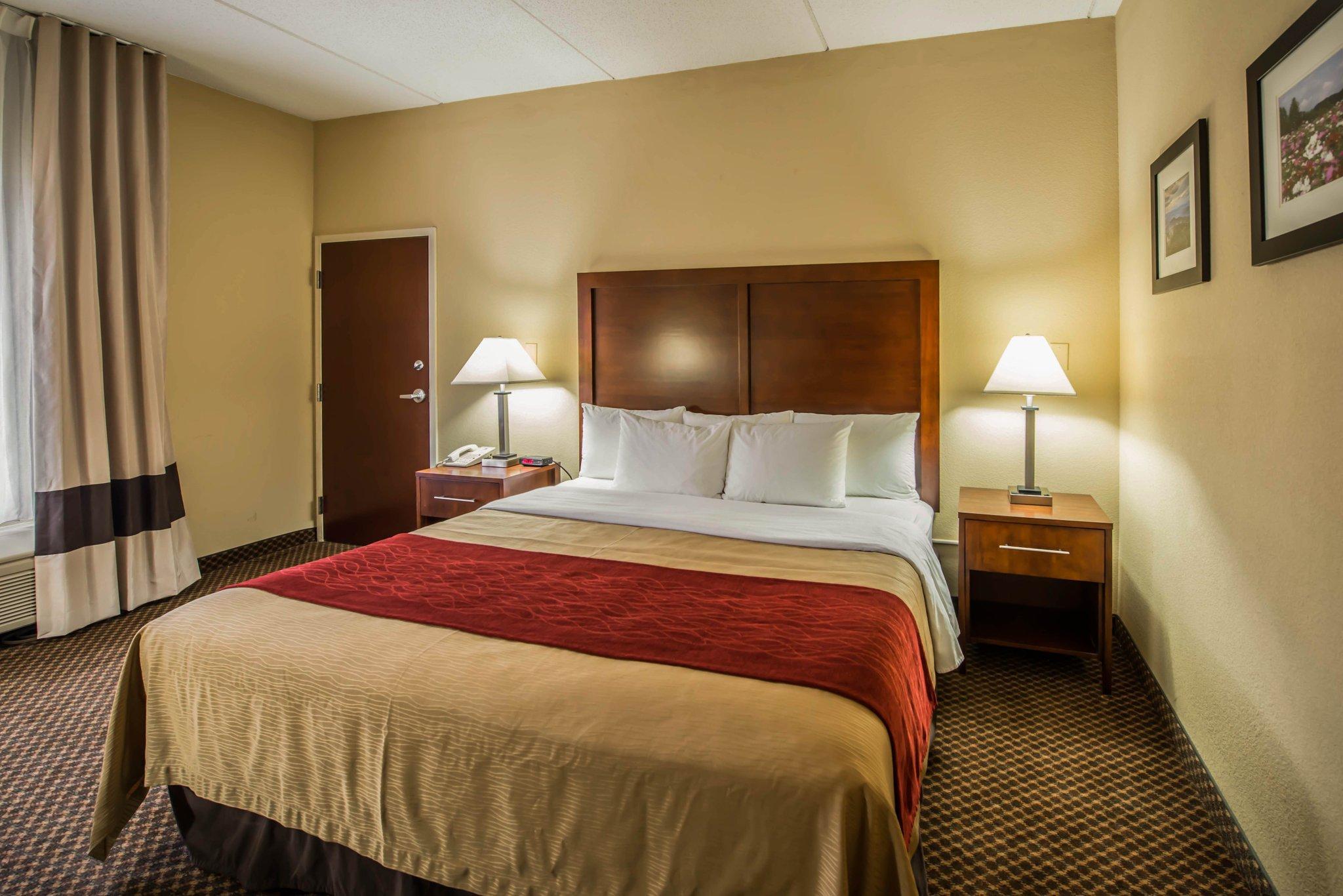 Comfort Inn & Suites Morganton Exterior photo
