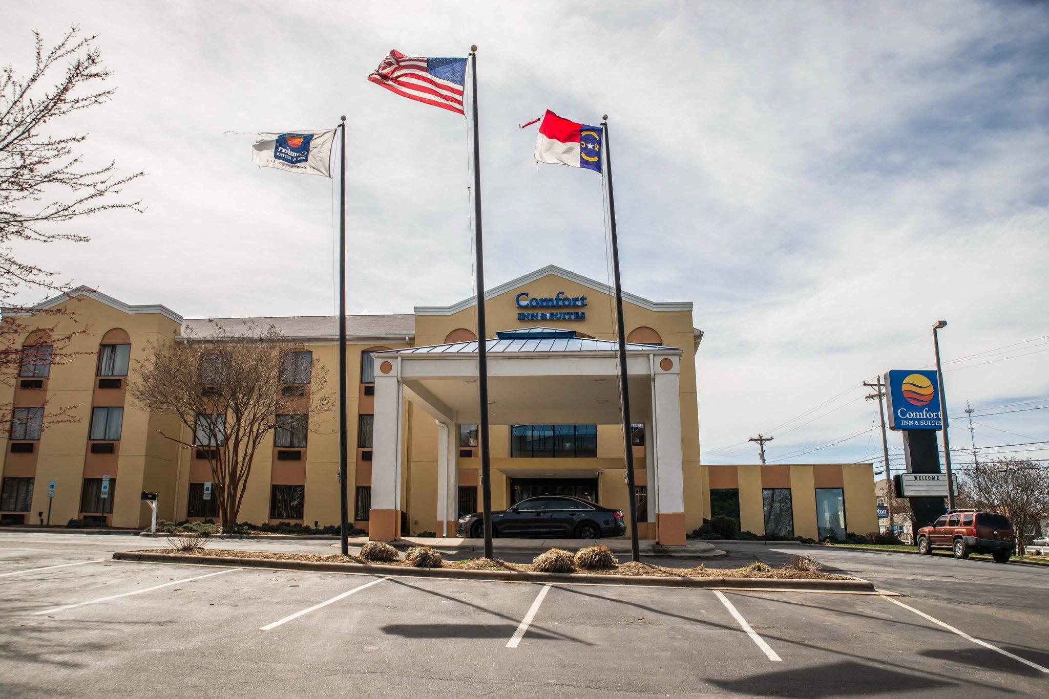 Comfort Inn & Suites Morganton Exterior photo